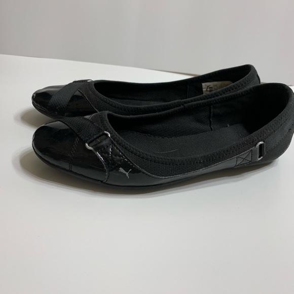 puma black flat shoes